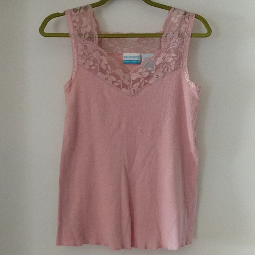 NWOT Pink lace top